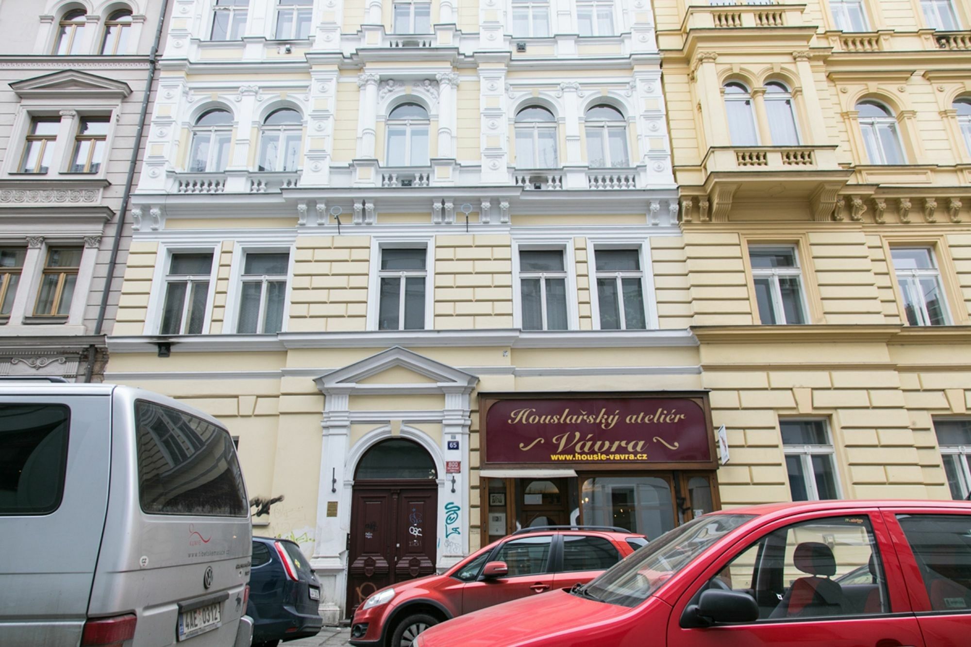 Welcome Apartments On Lublanska 布拉格 外观 照片